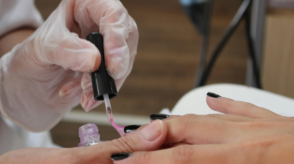 How To Get Salon Nails at Home